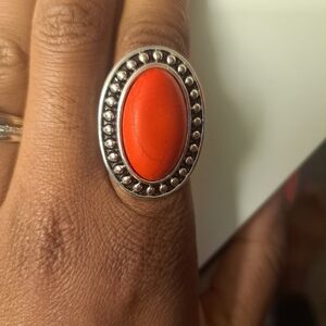 Red oval ring